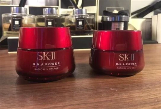 sk2大红瓶面霜会长封闭性粉刺吗 sk2 大红瓶 第4张 sk2大红瓶面霜会长封闭性粉刺吗 sk2 大红瓶 第4张