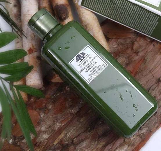 用菌菇水长了一脸闭口怎么回事 痘痘 菌菇水 美妆 第1张