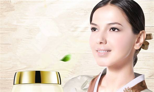 保湿和补水的区别 保湿 补水 第1张