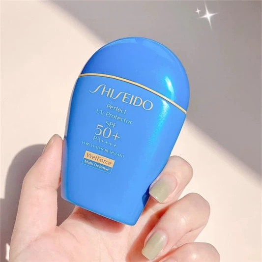 夏天到了，盘点那些好用的防晒霜，十大防晒霜排行推荐 十大防晒霜 夏天到了 盘点那些好用的防晒霜 十大防晒霜排行 推荐护肤品十大排名 第8张