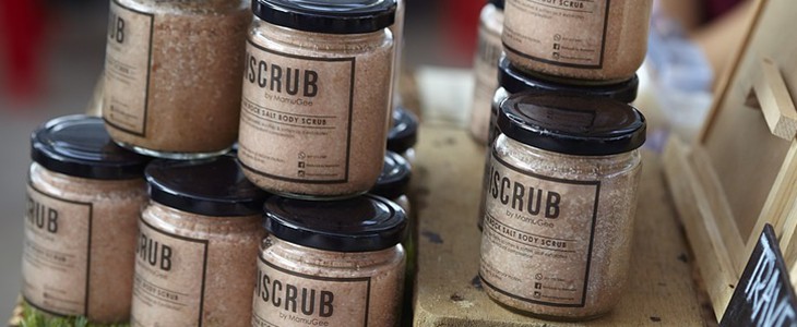 用盐去角质的方法 盐 去角质 美妆 第3张