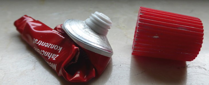 牙齿变白的方法 牙齿 变白 美妆 第2张