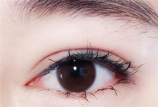 睫毛打底膏有必要吗 睫毛打底膏 第1张