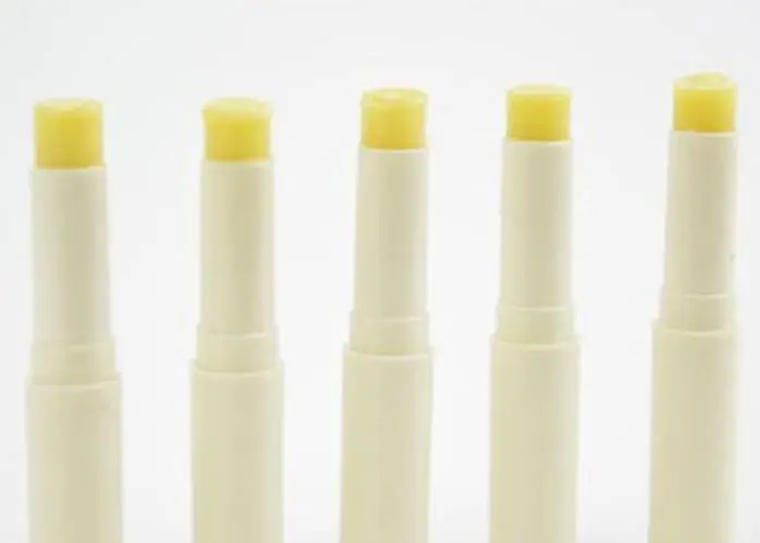 自制唇膏正确配方做法 唇膏 自制唇膏 美妆 第2张 自制唇膏正确配方做法 唇膏 自制唇膏 美妆 第2张