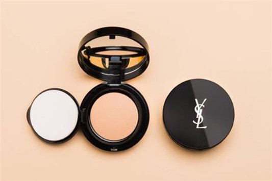 ysl羽毛气垫怎么区分真假 ysl 气垫 第1张