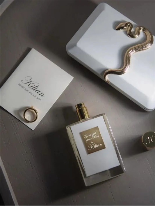 这支奢华香水，带你领略好女孩变‘坏’的一生 香水 第1张