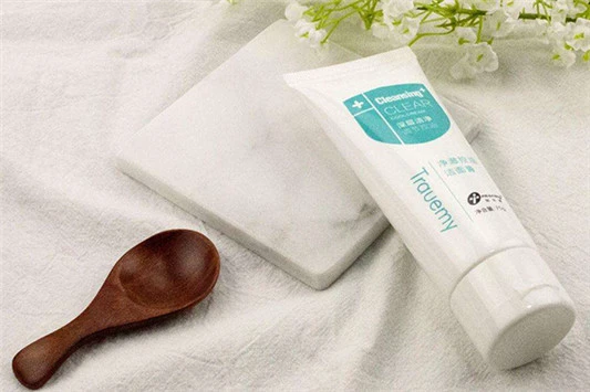 适合痘痘肌油皮的洗面奶 洗面奶 创尔美 第2张 适合痘痘肌油皮的洗面奶 洗面奶 创尔美 第2张