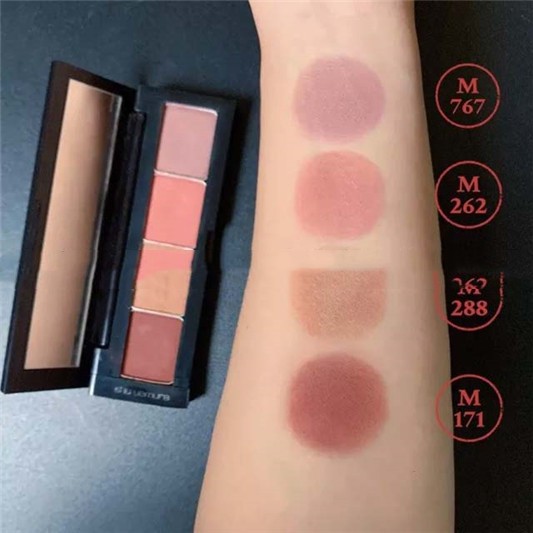 自组植村秀无色限方块眼影手上试色，温柔的小姐姐色 Shu Uemura 日本眼影 植村秀 眼影 眼影盘 第1张