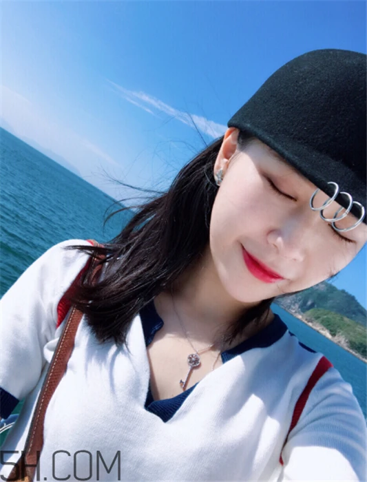 雅诗兰黛口红350好看吗，雅诗兰黛370口红好看吗 雅诗兰黛 雅诗兰黛口红350好看吗 雅诗兰黛370口红好看吗 第9张