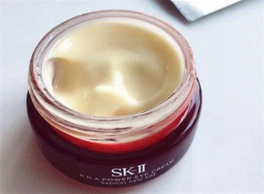 sk2大眼眼霜适合皮肤是什么 sk2 大眼眼霜 第3张