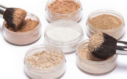 补妆可以用粉饼后再用散粉吗 补妆 粉饼 散粉 第1张