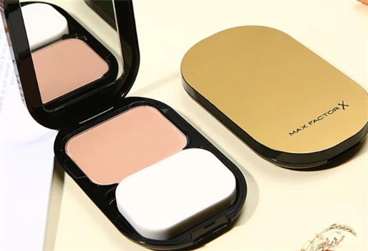 蜜粉饼和粉饼的区别 蜜粉饼 粉饼 第2张