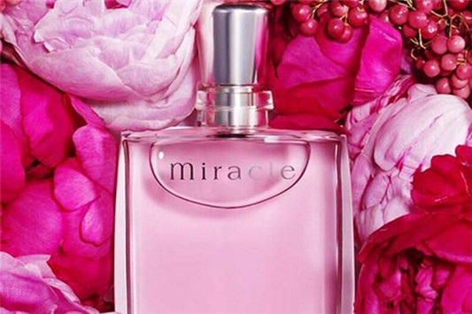 兰蔻哪款香水卖得最好 兰蔻 香水 第1张