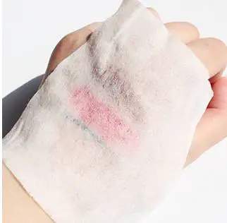 湿纸巾卸妆可以卸干净吗 卸妆 湿纸巾卸妆 美妆 第2张 湿纸巾卸妆可以卸干净吗 卸妆 湿纸巾卸妆 美妆 第2张