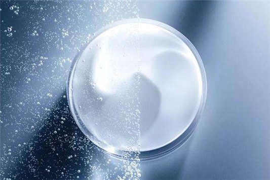 眼霜什么年龄开始用 眼霜 护肤品 第1张