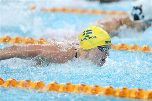 雅诗兰黛沁水粉底液能游泳吗 雅诗兰黛 粉底液 第1张