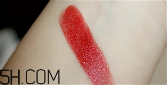 雅诗兰黛和迪奥口红哪个好用，雅诗兰黛倾慕420口红怎么样 雅诗兰黛 雅诗兰黛和迪奥口红哪个好用 雅诗兰黛倾慕420口红怎么样 第3张