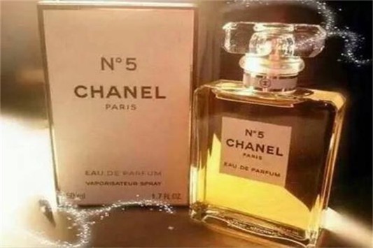 香奈儿是几线品牌 香奈儿 第1张