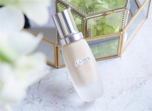 海蓝之谜粉底液会暗沉吗 海蓝之谜 粉底液 第1张