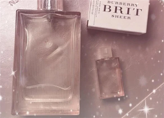 博柏利红粉恋歌很low吗 博柏利 红粉恋歌 第4张