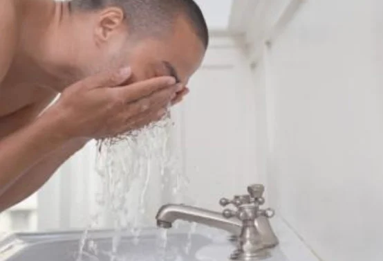 浴盐洗脸有什么好处 浴盐洗脸 浴盐洗脸好处 美妆 第3张