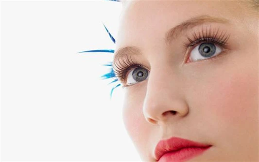 种睫毛和嫁接睫毛区别 种睫毛 嫁接睫毛 第4张