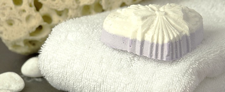 面部毛孔粗大怎么办 面部 毛孔粗大 美妆 第2张