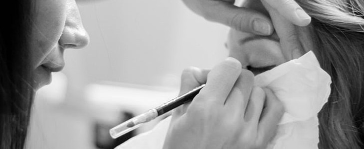 初学化妆怎样画眼线 初学化妆 眼线 美妆 第1张