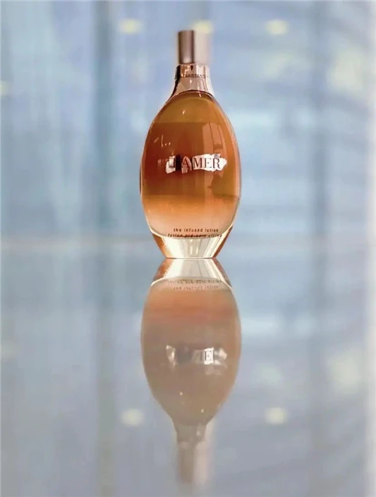 抗老护肤品必入，海蓝之谜顶级抗初老鎏金水 海蓝之谜 第4张