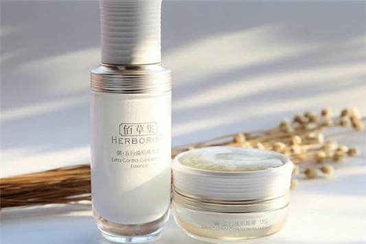 佰草集适用什么年龄 佰草集 护肤品 第1张