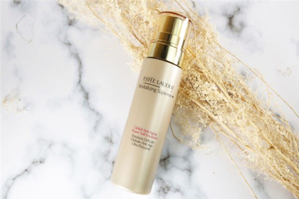 雅诗兰黛多效智妍乳液有金粉吗 雅诗兰黛 乳液 第1张