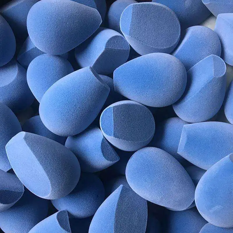 粉底刷和美妆蛋哪个好 粉底刷 美妆蛋 美妆工具 美妆 第2张