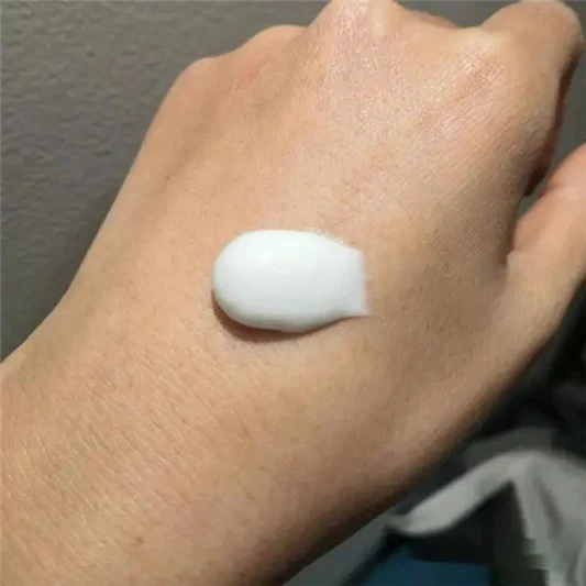 护手霜盘点，茱莉蔻不值，维生素E乳全身涂，凡士林真的好用 护手霜 第5张