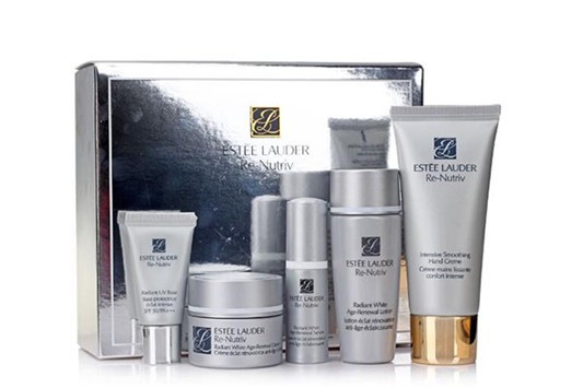 雅诗兰黛白金奢宠系列适合多大年龄 雅诗兰黛 护肤套装 第1张