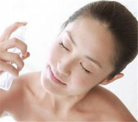 早上用洗面奶好还是晚上用好，洗面奶早晚用还是晚上用 洗面奶 第1张