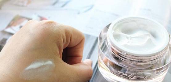 素颜霜需要隔离吗 隔离 素颜霜 美妆 第1张