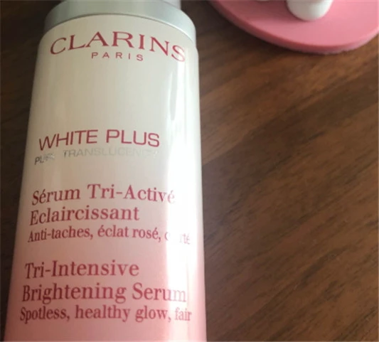 娇韵诗和雅诗兰黛哪个好，娇韵诗和雅诗兰黛哪个档次高 娇韵诗 娇韵诗和雅诗兰黛哪个好 第2张