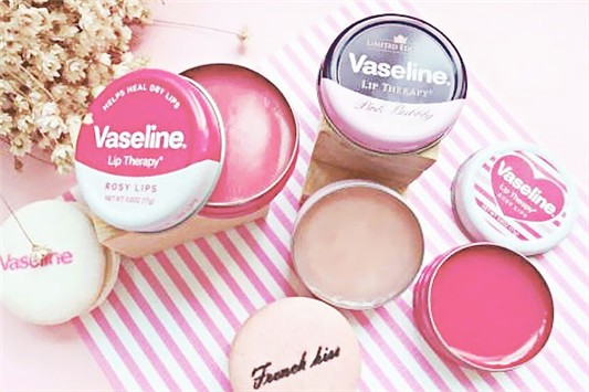 凡士林能用来涂嘴唇吗 凡士林 第1张