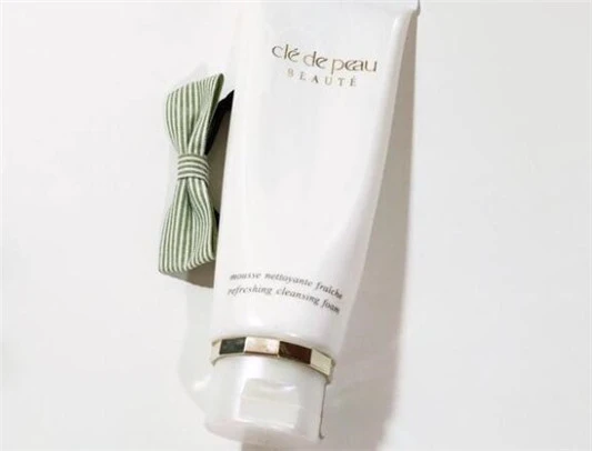 海蓝之谜洗面奶可以卸隔离霜吗 海蓝之谜 洗面奶 第4张