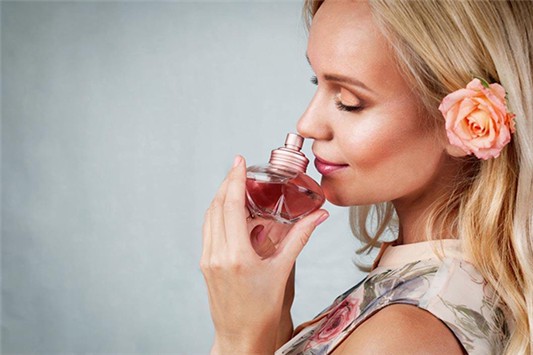 香精和香水的区别是什么 香水 第1张