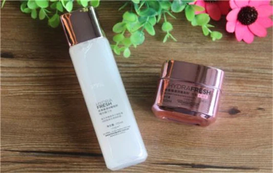 欧莱雅爽肤水好用吗，欧莱雅爽肤水哪个好用 欧莱雅 爽肤水 冬季护肤 第4张