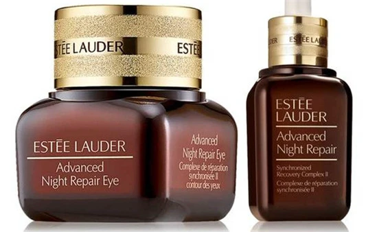 雅诗兰黛小棕瓶精华液白天可以用吗，怎么使用不变黑 雅诗兰黛 雅诗兰黛小棕瓶 精华液 第3张