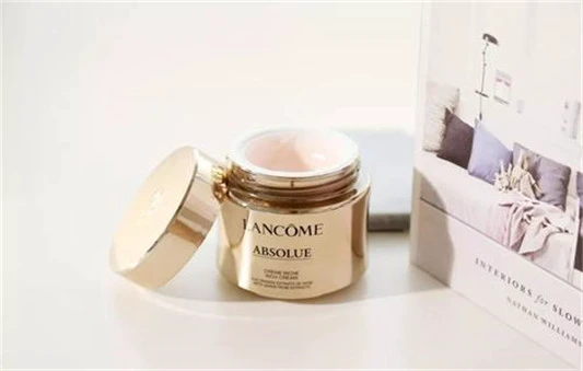 兰蔻菁纯面霜怎么样，兰蔻菁纯面霜适合年龄 兰蔻 面霜 保湿面霜 第2张