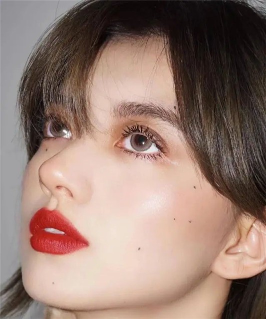 火遍冬季的平价口红，NOVO滋润顺滑，自然堂高调抢眼，它最撩人 口红 第1张