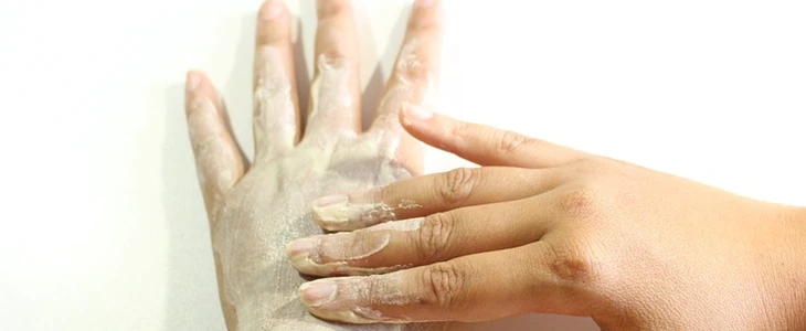 手部皮肤粗糙怎么办 手部 皮肤粗糙 美妆 第3张