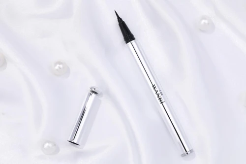 丸碧这么好用的眼线液笔，你一定不能最后一个知道 眼线笔 眼线液笔 丸碧眼线笔 美妆 第4张