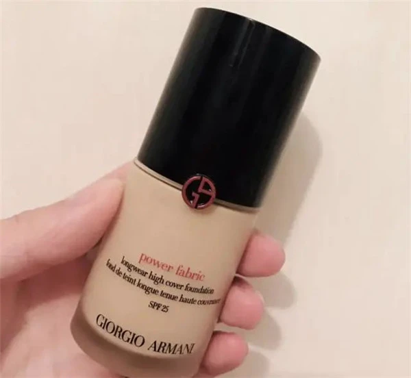 阿玛尼权利粉底液测评，如何选择色号 阿玛尼 粉底液 第3张