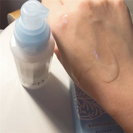 芙丽芳丝保湿修护清爽乳液怎么样,芙丽芳丝保湿修护清爽乳液使用测评 芙丽芳丝 乳液 第3张 芙丽芳丝保湿修护清爽乳液怎么样,芙丽芳丝保湿修护清爽乳液使用测评 芙丽芳丝 乳液 第3张