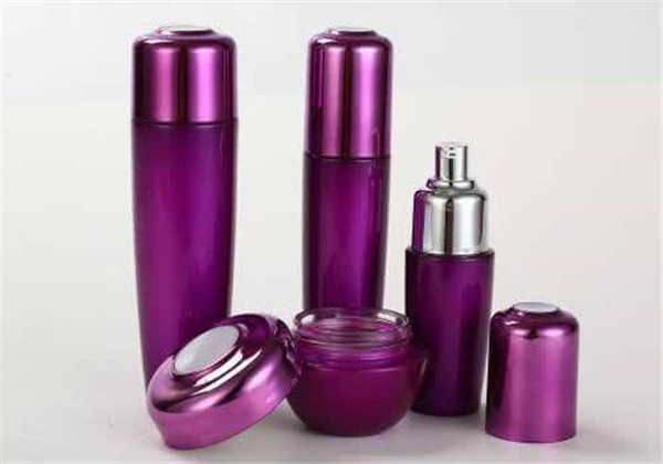 水乳过期了还能用吗，过期的水乳有什么用 护肤 第1张