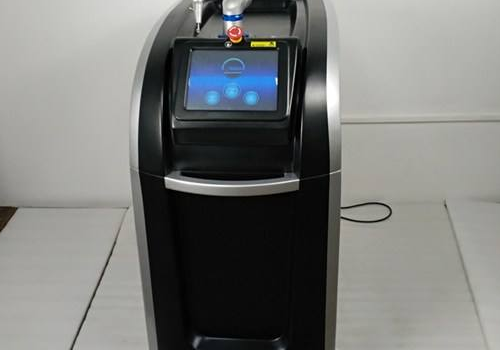 激光治疗后的注意事项：禁食感光性食品、补充足够营养 激光治疗 注意事项 第1张